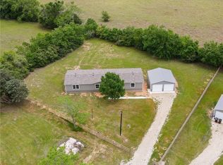 385 Red Fox Run, Franklin, TX 77856