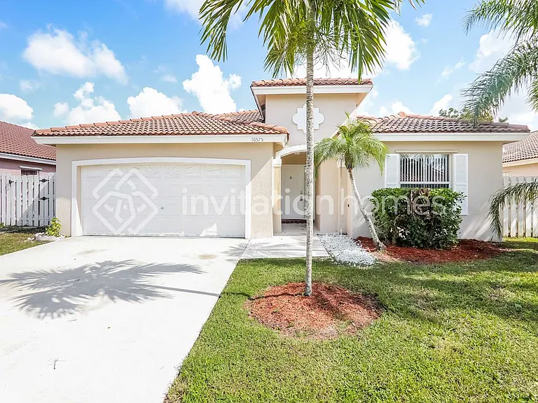 16575 NW 10th St — Photo 1