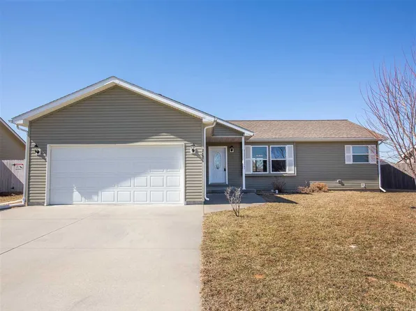 2621 Brookpointe Cir, Manhattan, KS 66502