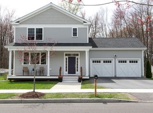 83 Staniford Farms Rd, Burlington, VT 05408