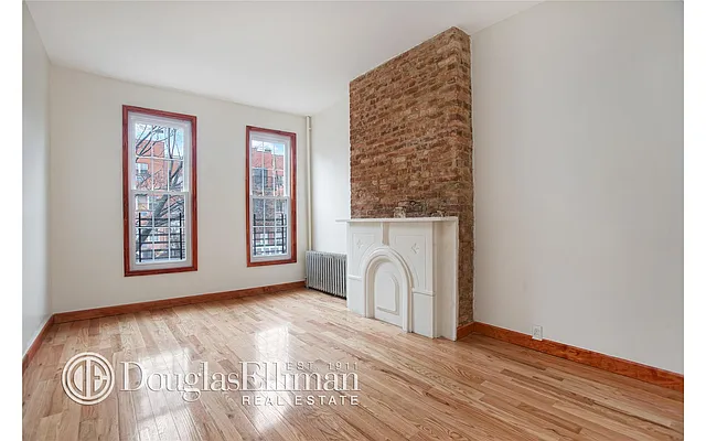 Sold by Douglas Elliman | media 8