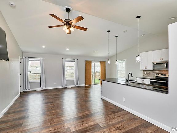 5th image of 317 Katie Lynn Dr