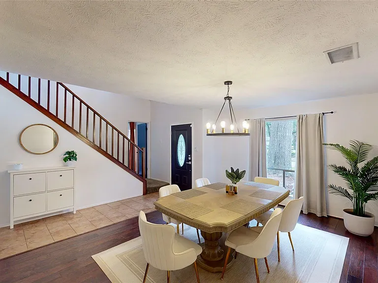 3819 Brook Shadow Dr — Photo 4