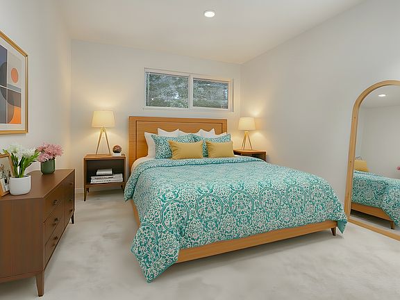 4th image of 7806 196th St SW APT 24