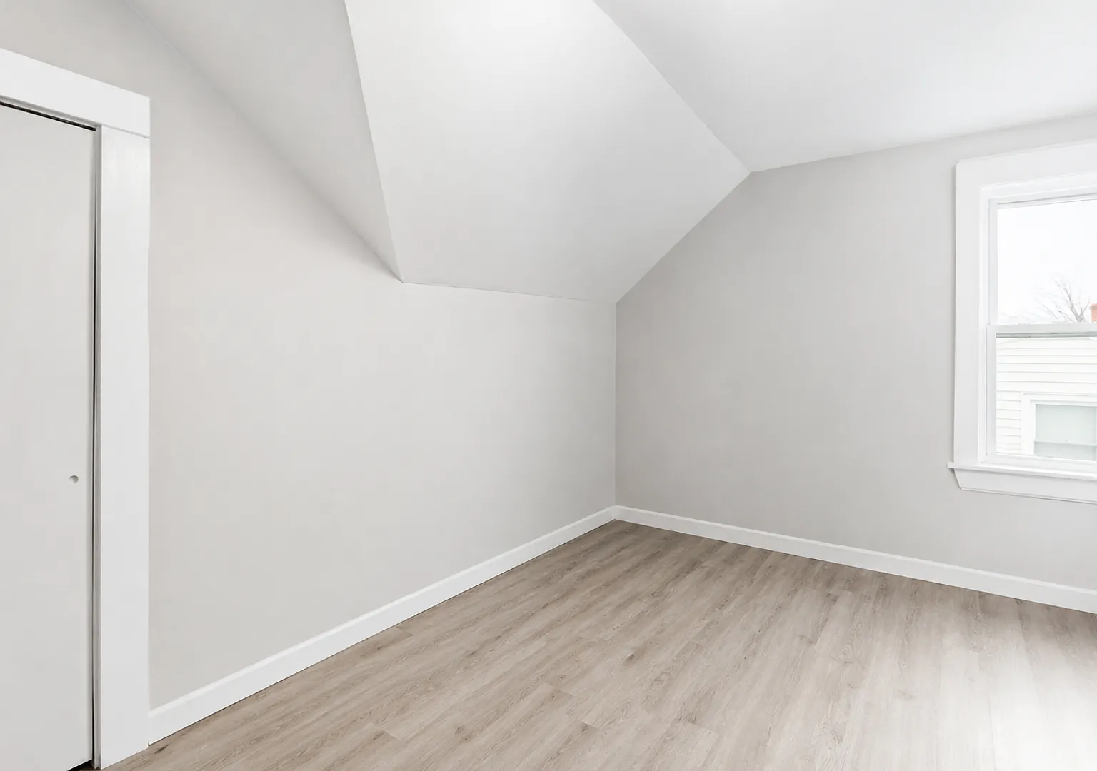 20 Central St — Photo 3