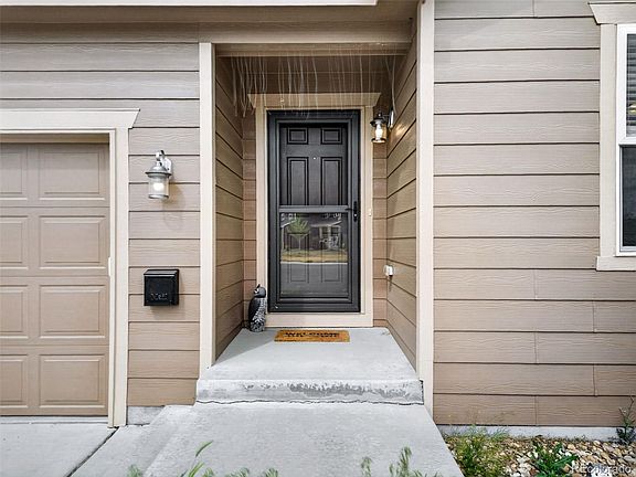 5th image of 902 Stagecoach Avenue