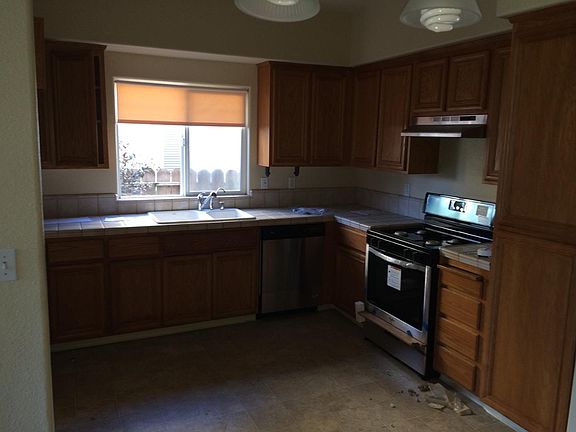 3rd image of 630 Vali Way