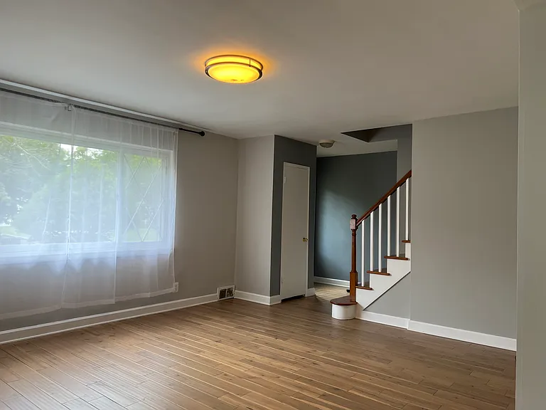 377 Hasbrouck Blvd — Photo 11