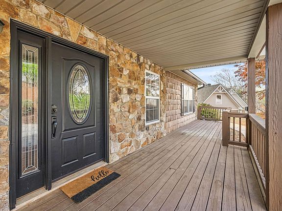 3rd image of 143 W Waters Edge Ln