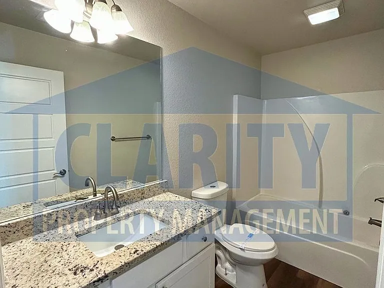 1594 Perry St SE — Photo 11