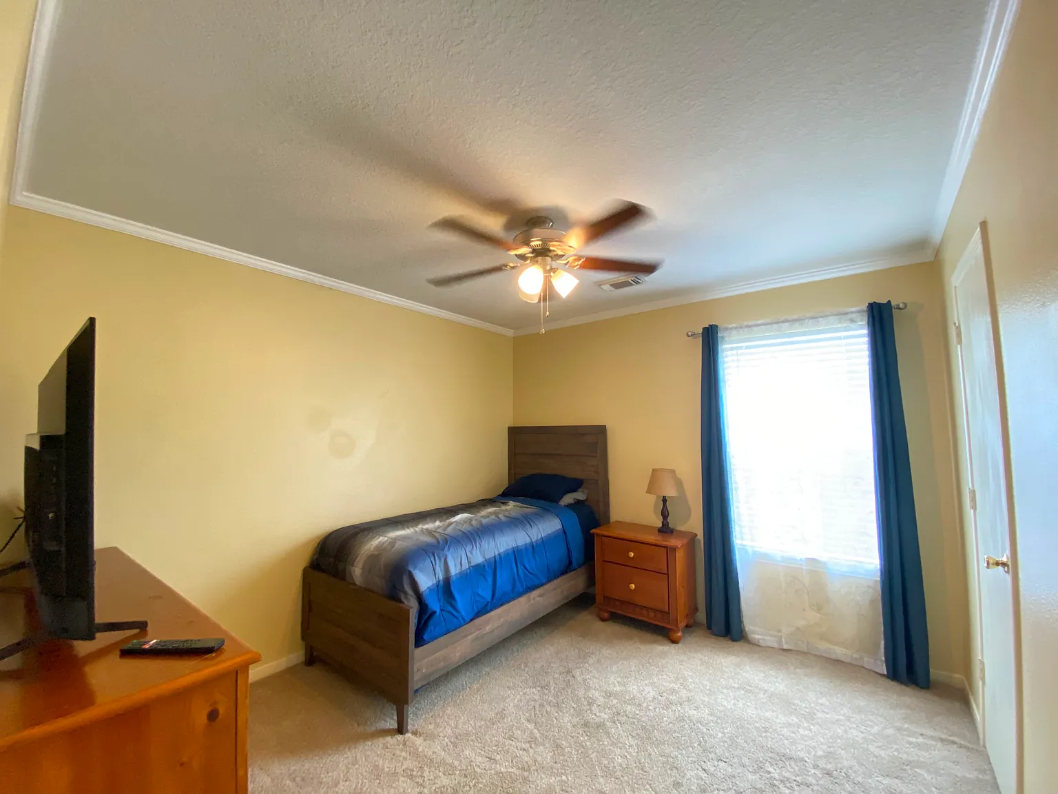 Fir Woods Ln, Cypress — Photo 2