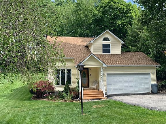 2nd image of 17663 Mahogany Dr