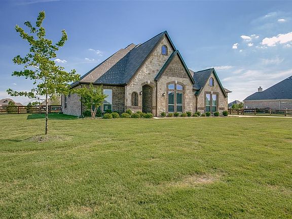 2nd image of 2807 Prairie View Dr
