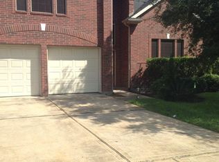 9235 Hodges Bend Dr, Houston, TX 77083
