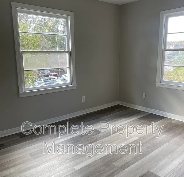 6721 Grasselli Rd — Photo 6