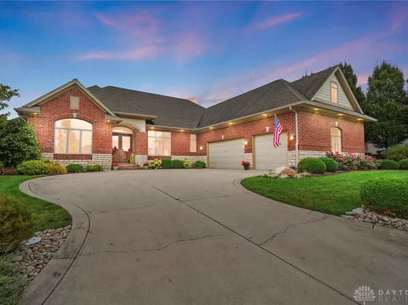 2178 Annandale Pl, Xenia, OH 45385