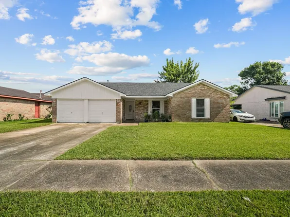 9911 Sageaspen Ln, Houston, TX 77089