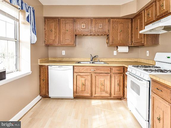 2nd image of 13155 Quann Ln