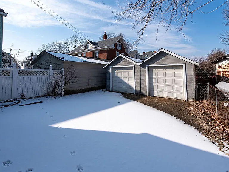 4507 Ashland Ave — Photo 32