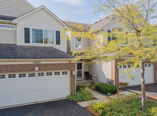 10023 Cummings St, Huntley, IL 60142