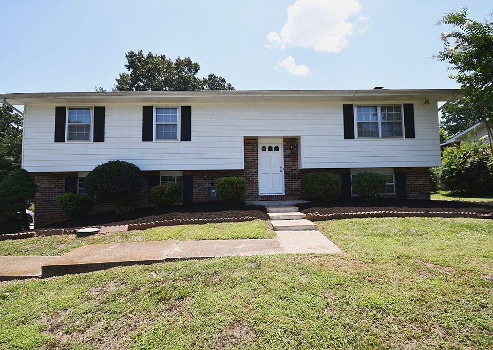 1st image of 6458 Longwood Ln