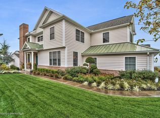 1601 Robinson Close, Moosic, PA 18507