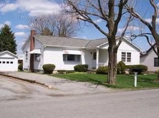 416 Pickrelltown Rd, West Liberty, OH 43357