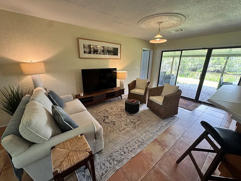 50 Oak Tree Dr — Photo 6