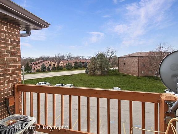 2nd image of 2254 Abbeywood Dr APT C