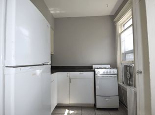 216 W Gilman St #6, Madison, WI 53703