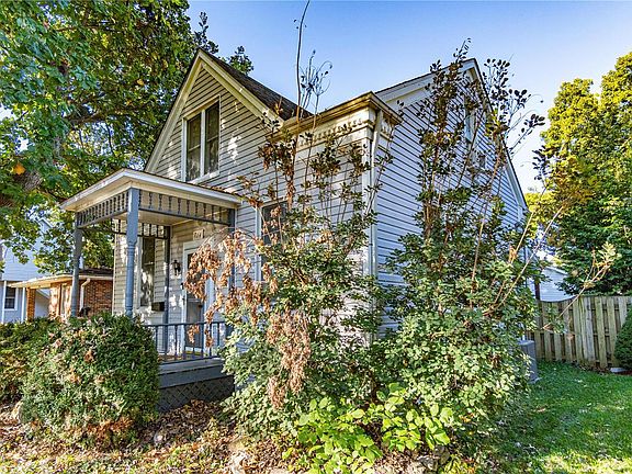 5th image of 714 Zschokke St