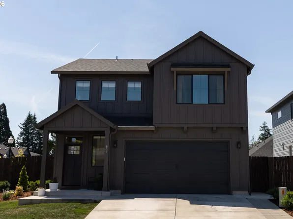 867 SE 35th St, Battle Ground, WA 98604