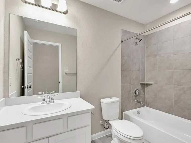 7155 Blue Oak Dr — Photo 13