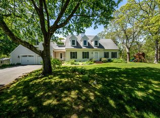 1795 Phinneys Ln, Barnstable, MA 02630