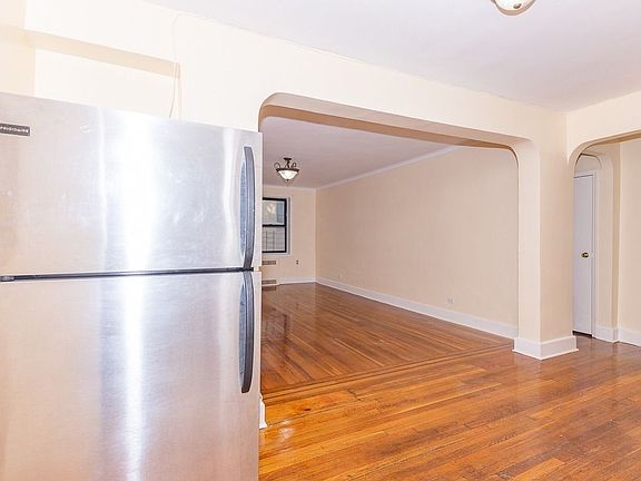 2nd image of 100 E 21st St #46A