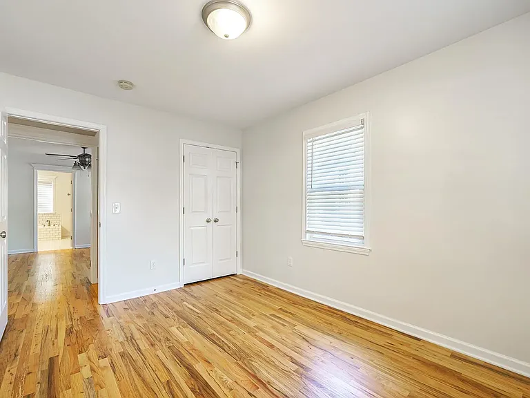 1253 Oak Grove Ave — Photo 14