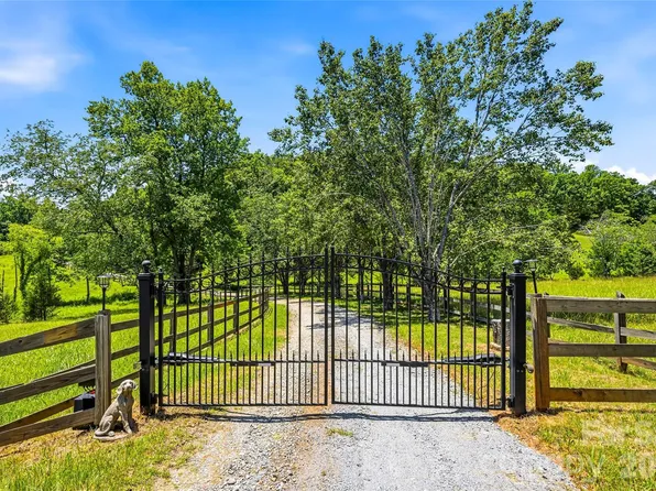 3012 Polk County Line Rd, Rutherfordton, NC 28139