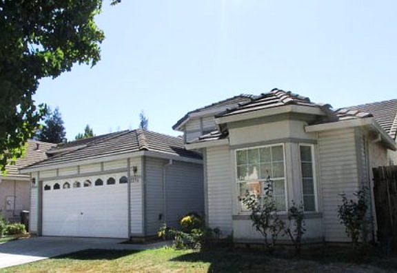 2nd image of 2236 England Ct
