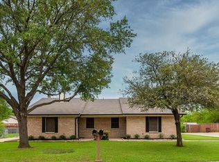 7706 Jamie Renee Ln, North Richland Hills, TX 76182