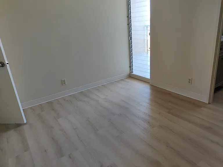 2916 Date St #20I — Photo 16