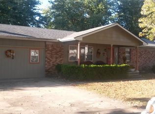 603 Cherry St, Green Forest, AR 72638