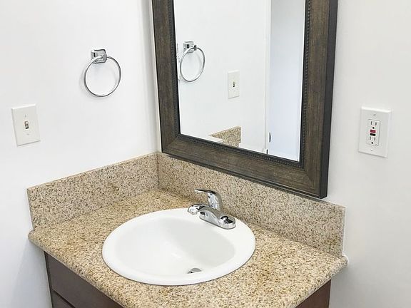 3rd image of 712 W Beach Ave APT 5