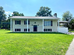 13422 Sandstone Dr, Smithsburg, MD 21783