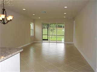 4th image of 10563 Carolina Willow Dr