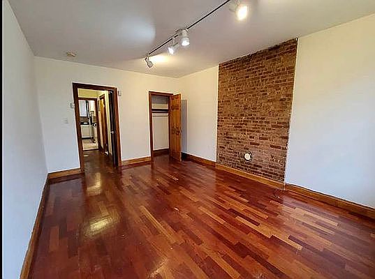 2nd image of 146 W 10th St #5X