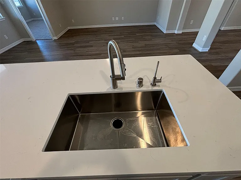 2913 Cliff Ridge Ln — Photo 31