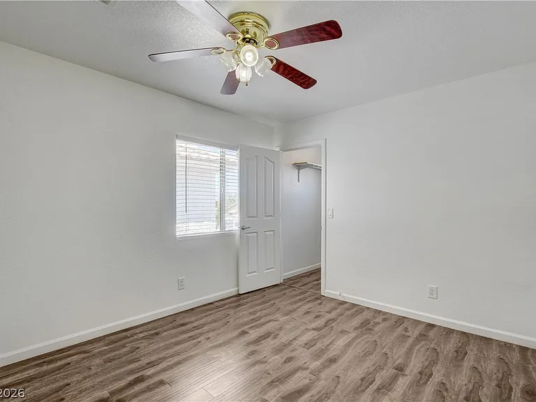 3557 Sedwick Dr — Photo 37