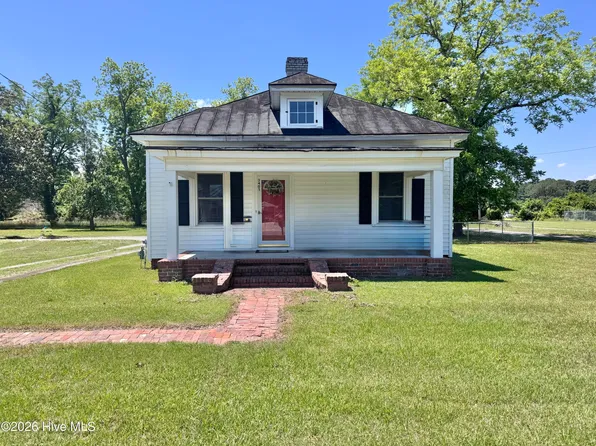 3405 Oaks Road, New Bern, NC 28560