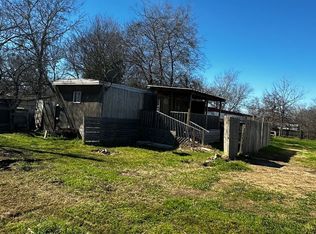 1513 Hough Ave, Adkins, TX 78101