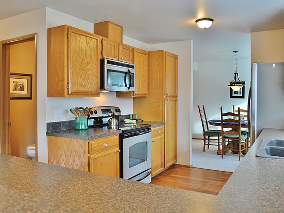 3rd image of 3805 16th Avenue Ct NW